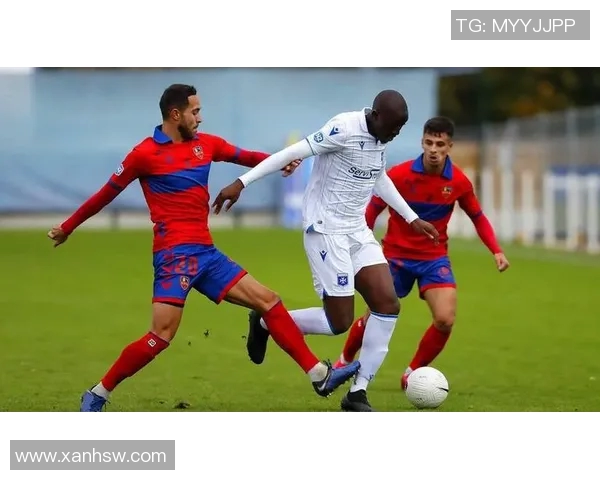 大巴黎与昂热的精彩对决谁能在法甲赛场上笑到最后